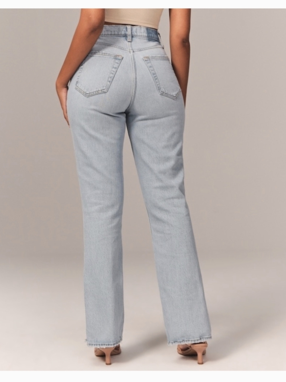 Abercrombie & Fitch 90s Straight Ultra High Rise Jeans Size 8 R 29 Split Front - Picture 3 of 14